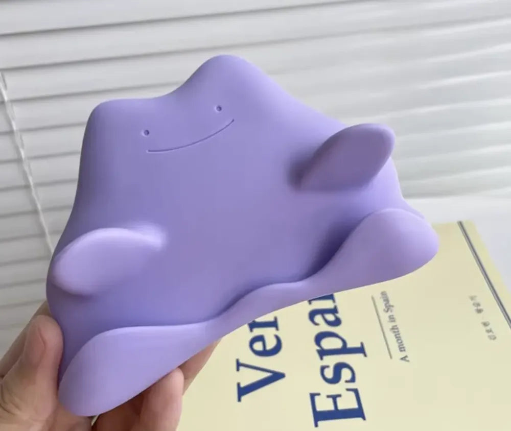 132 Copy Cat Creature Phone Stand